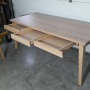 Table chêne massif et tiroirs